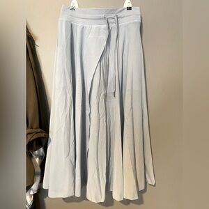 High Waisted Drawstring Mesh 2-in-1 Flowy Midi Flare Skirt (size small)